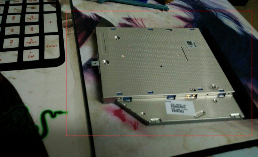 惠普HP15-R239TX升级固态硬盘和内存拆机教程