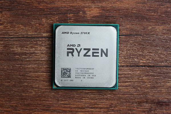 AMD二代锐龙Ryzen7 2700X内置核显吗 R7-2700/2700X要搭配显卡吗？