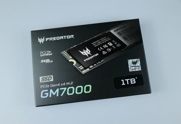 宏碁Predator GM7000-包装正面