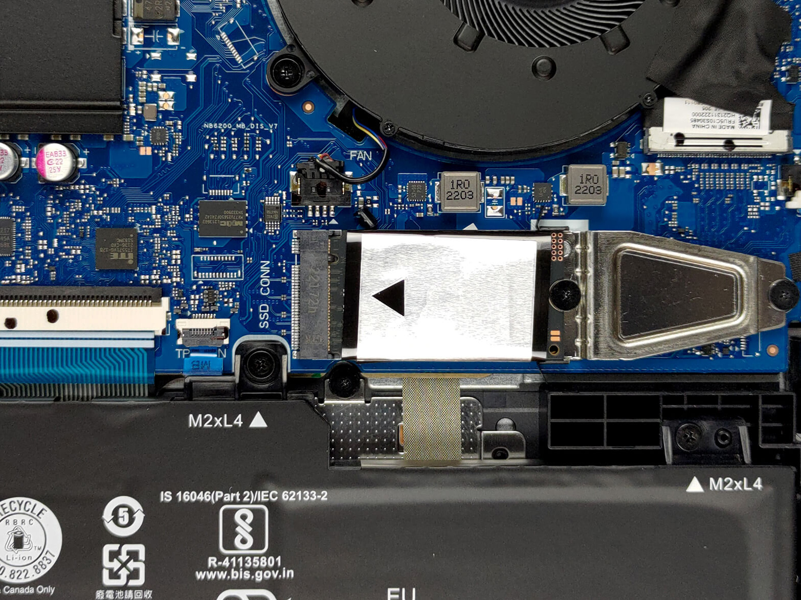 联想 IdeaPad 5 Pro M.2 PCIE 4.0固态硬盘插槽