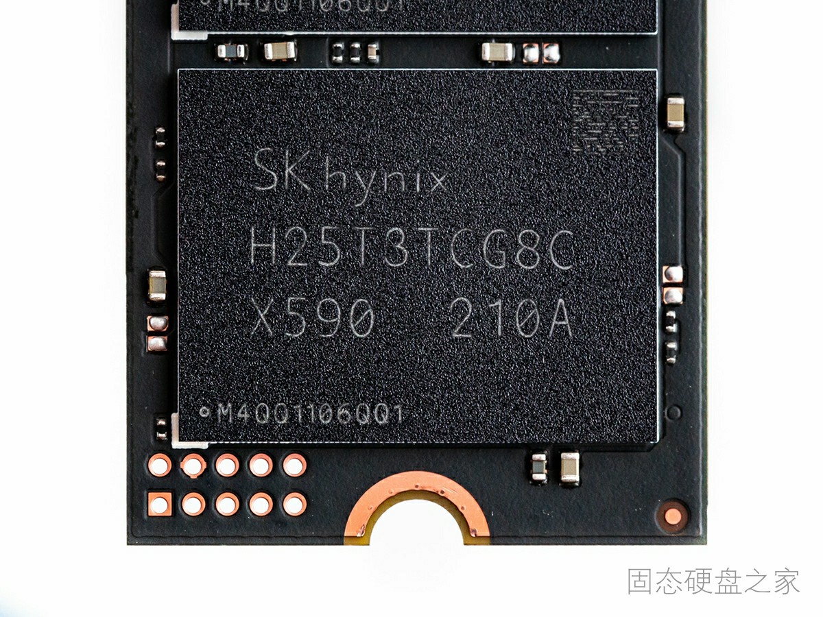 海力士 Platinum P41 SSD 2TB-闪存特写