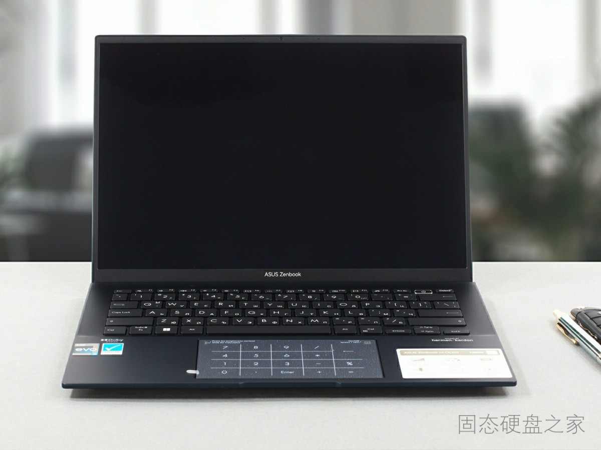 华硕 Zenbook 14 OLED (UX3402)
