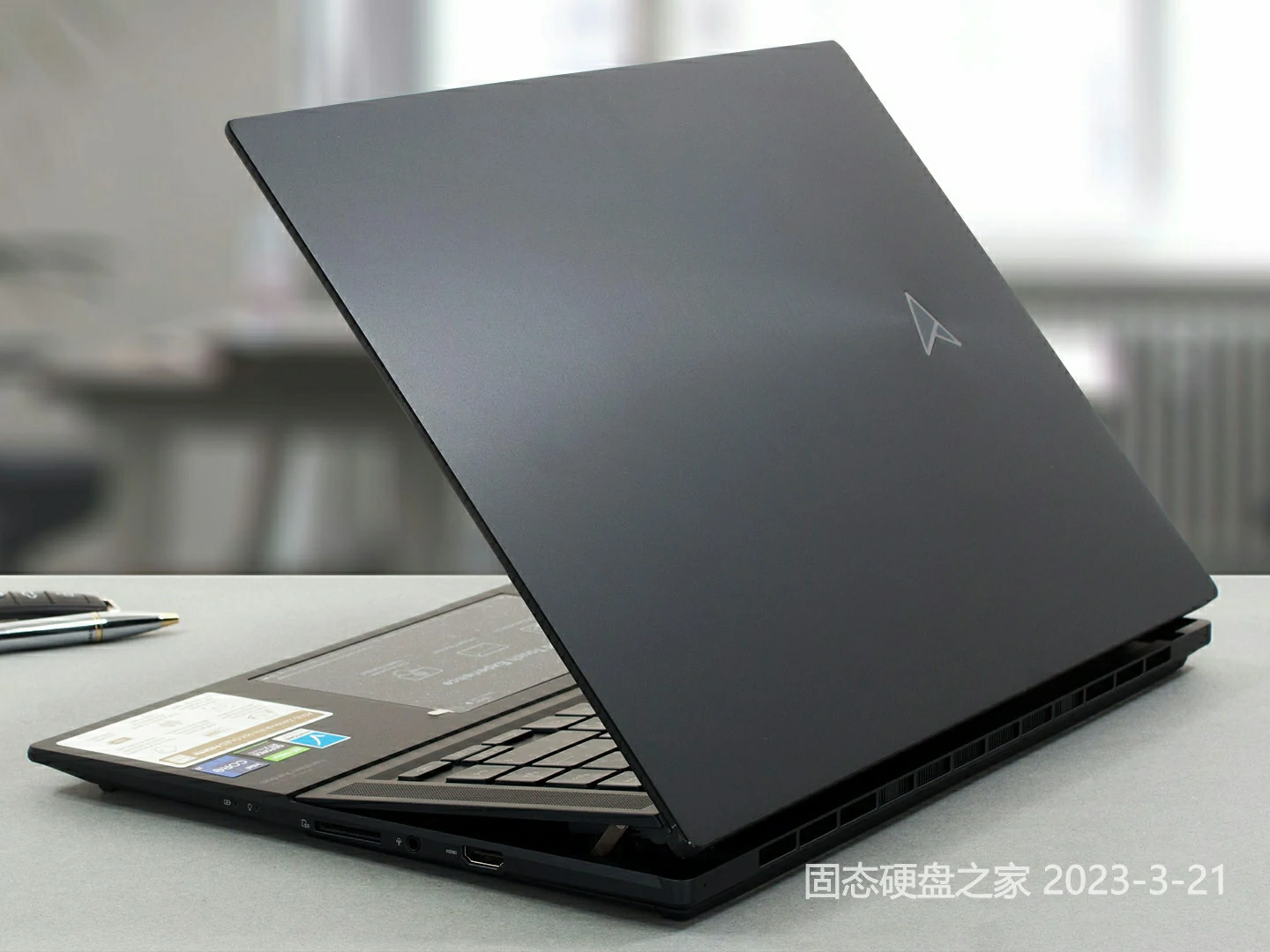 华硕 Zenbook Pro 16X OLED (UX7602)