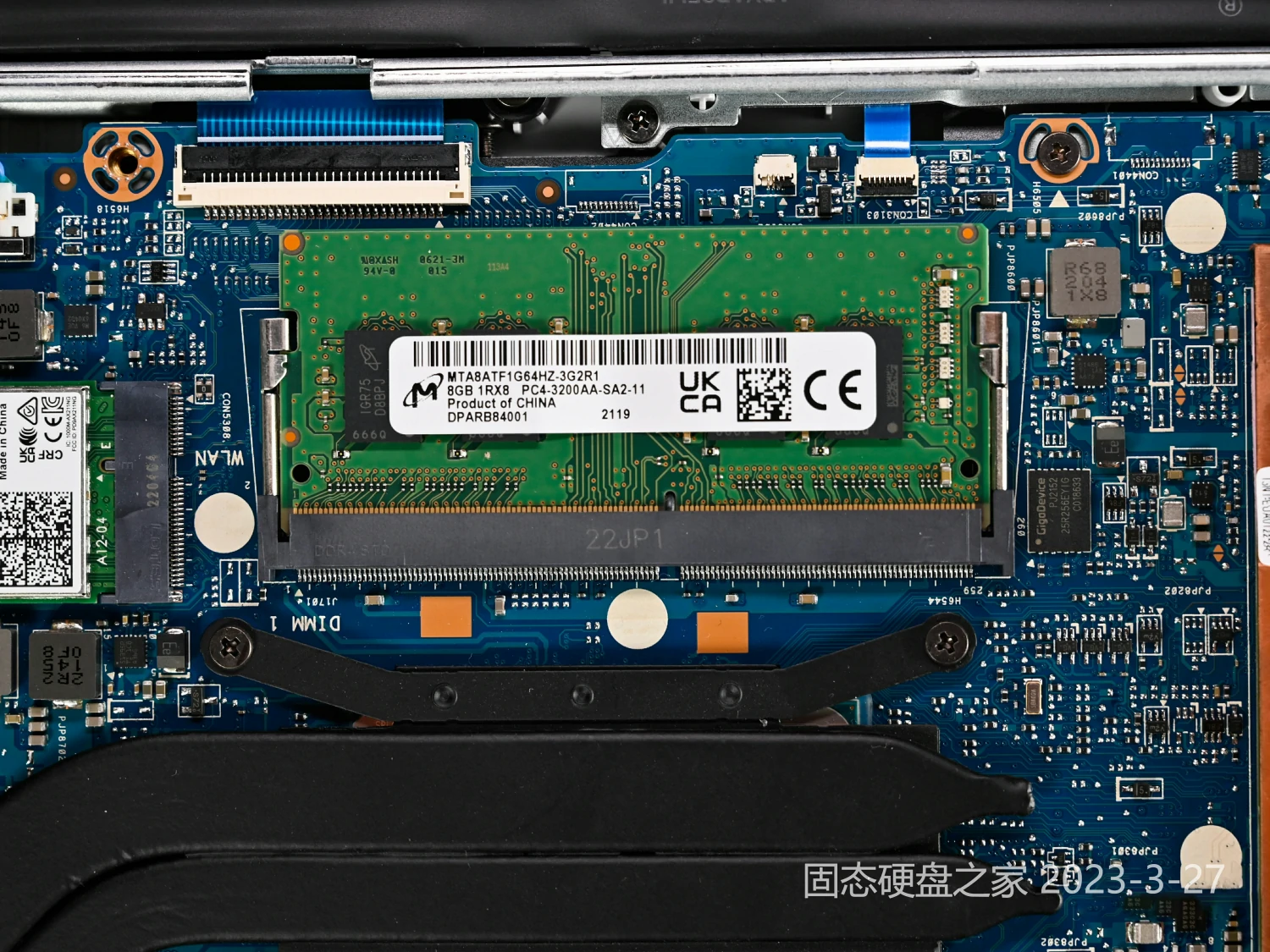华硕无双内存镁光8GB DDR4