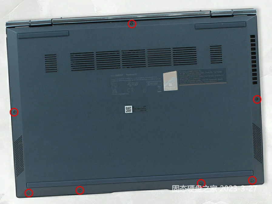 华硕 Zenbook S 13 OLED (UM5302)机身背面螺丝