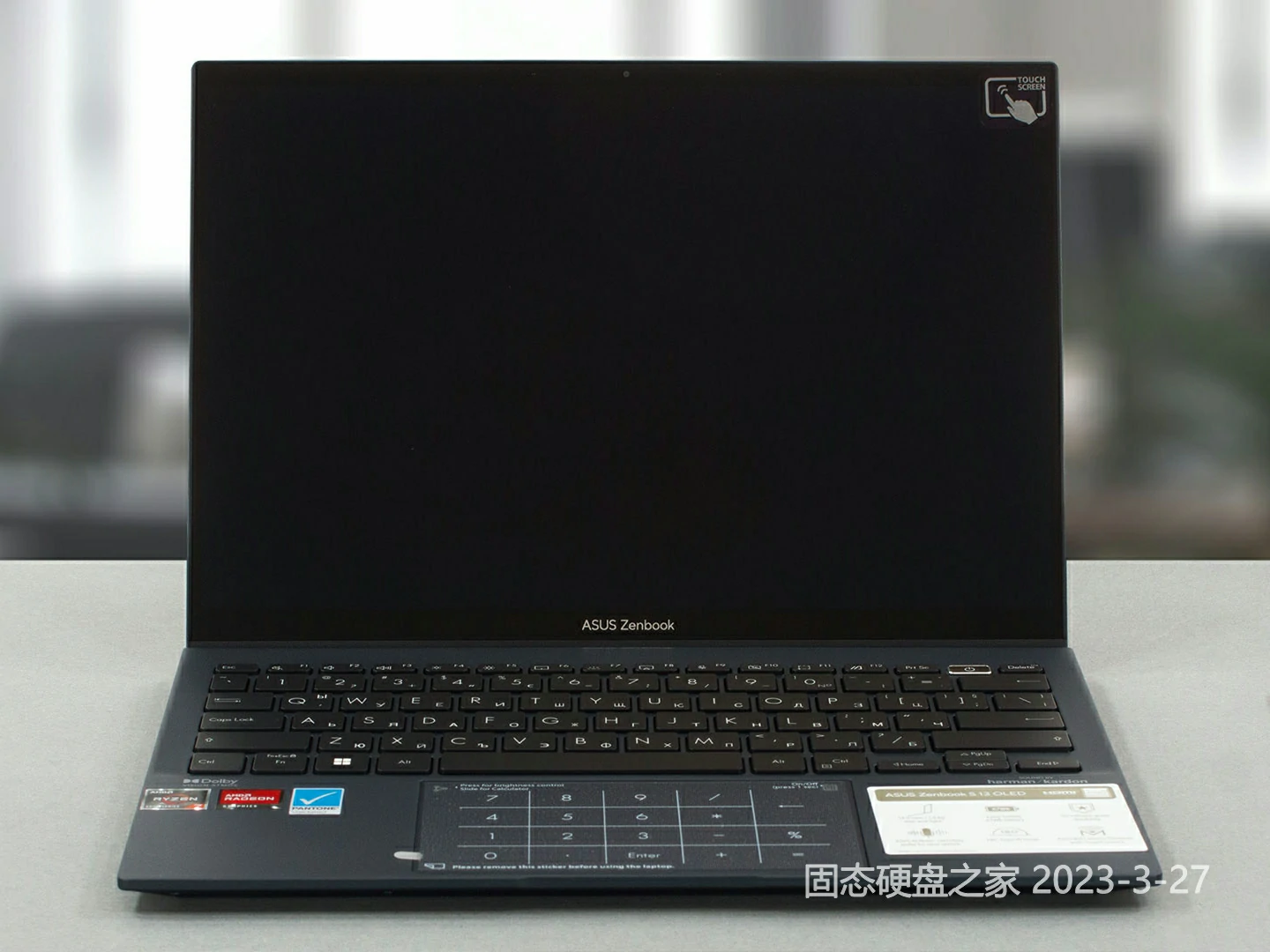 华硕 Zenbook S 13 OLED (UM5302)