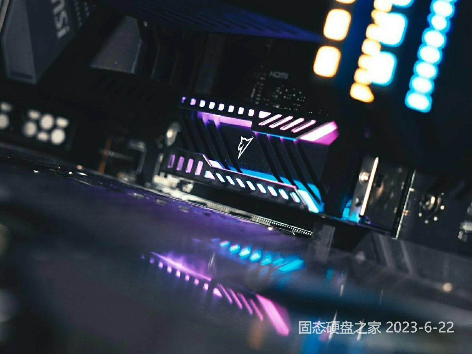 朗科绝影NV3000 RGB