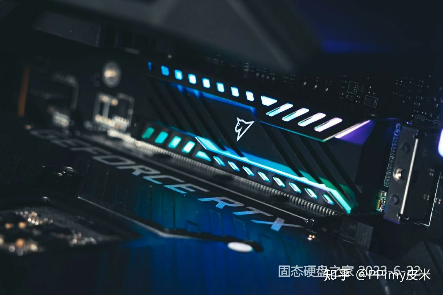 朗科绝影NV3000 RGB