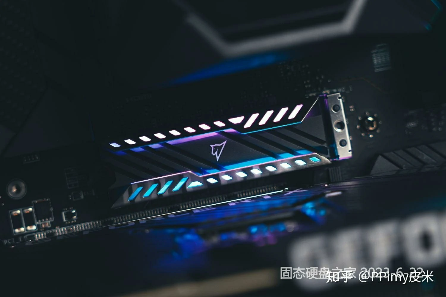 朗科绝影NV3000 RGB